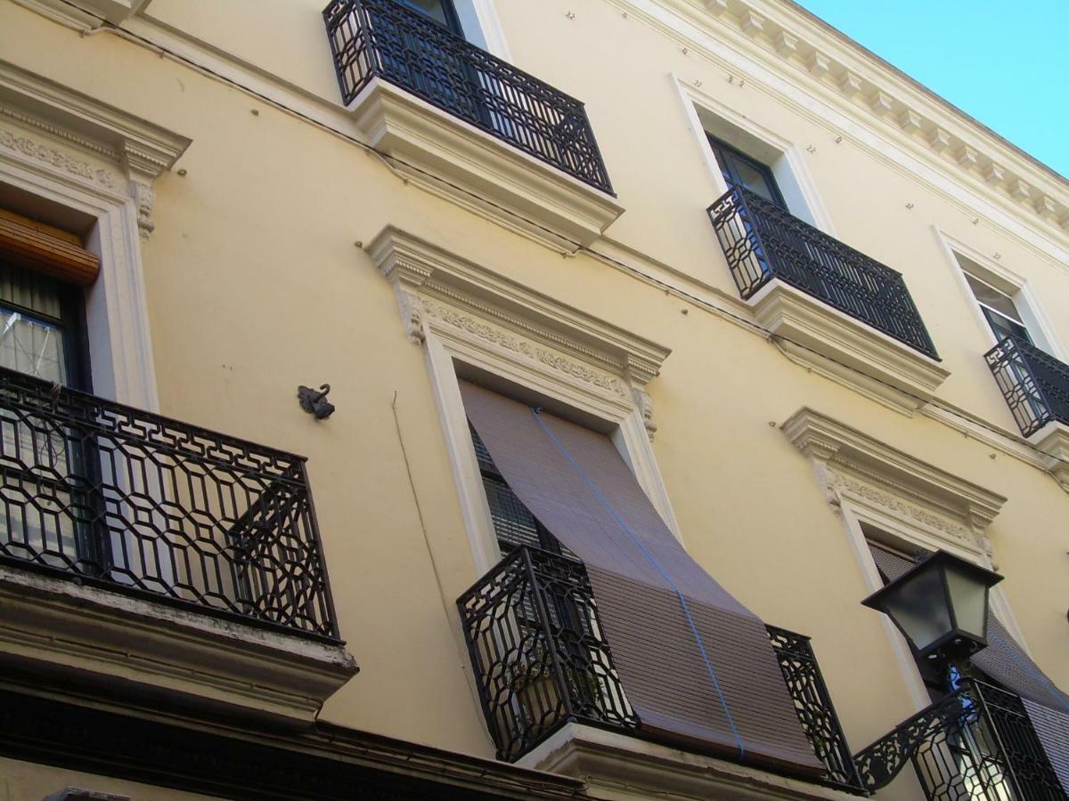 Escapada Romantica, 2 Pax, Centro Historico Siviglia